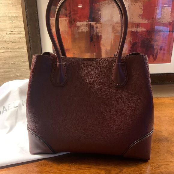 NWOT Michael Kors Medium Mercer Gallery Satchel - Oxblood - Picture 2 of 7